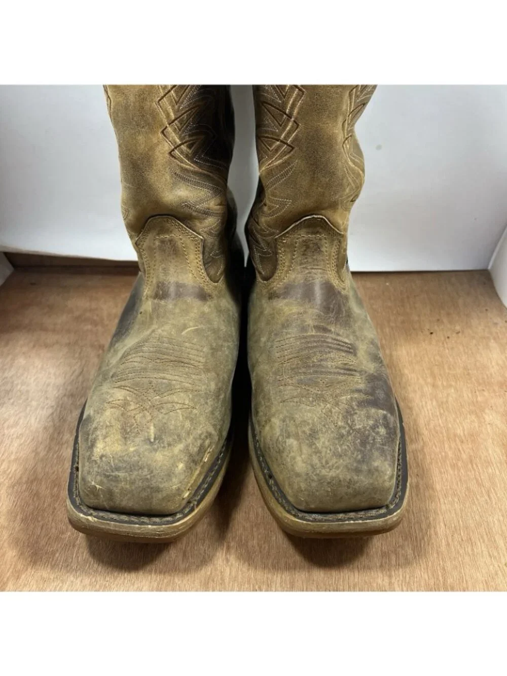 Irish Setter Marshall 83912 Men Size 10 EE Wide Square Steel Toe Boot Waterproof